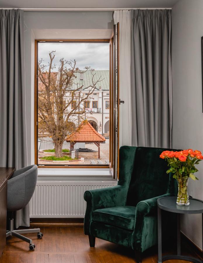 The Old Townhouse II Krosno Exterior foto